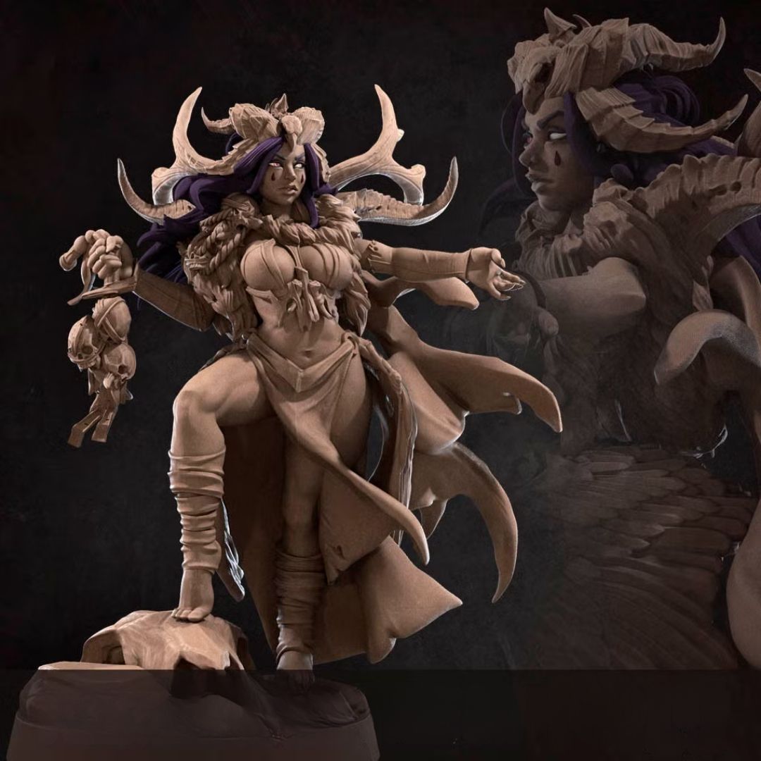 Town Crew - Circe the Black Scavanger