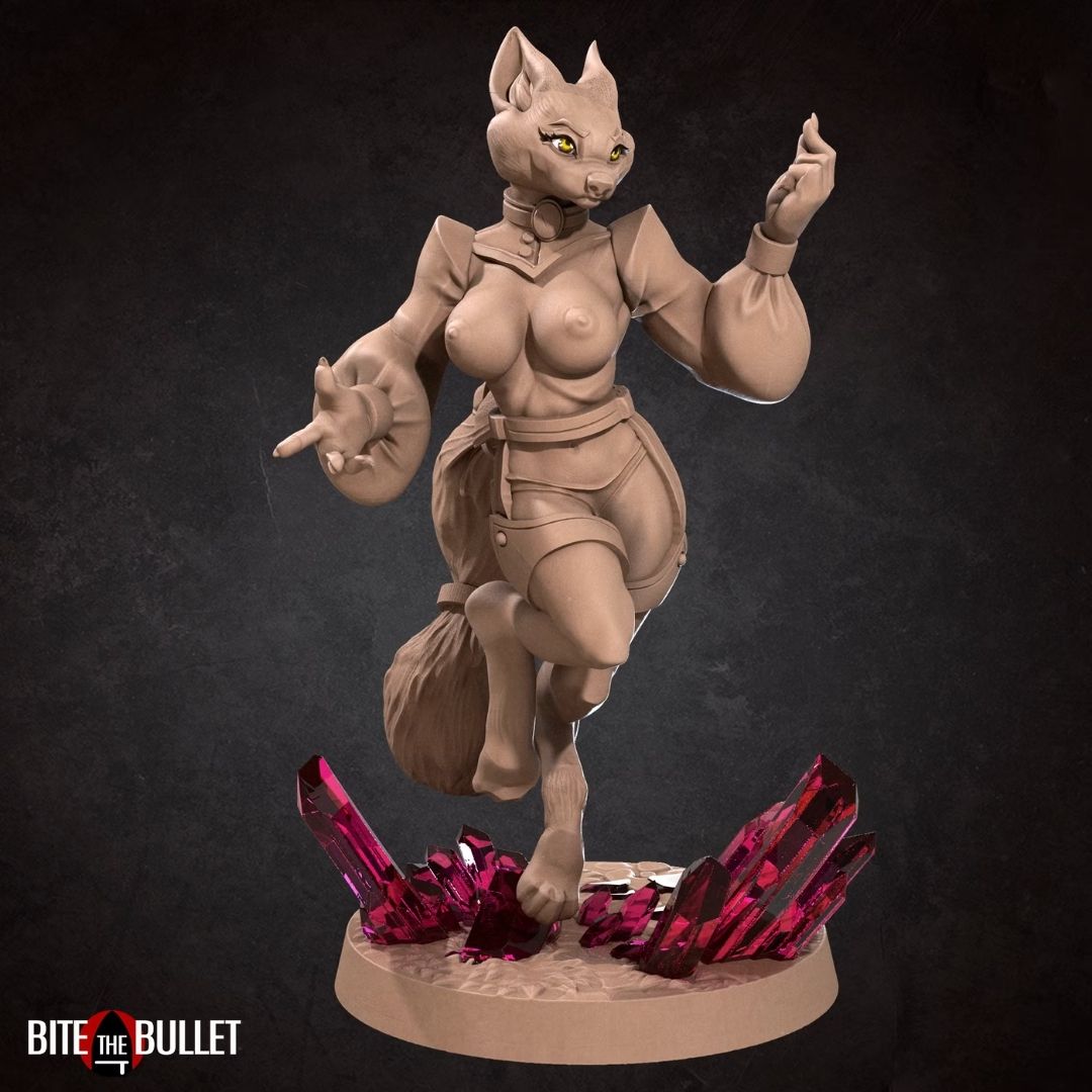 Foxfolk - Lady Mahrian the Foxfolk Maid (Pinup)