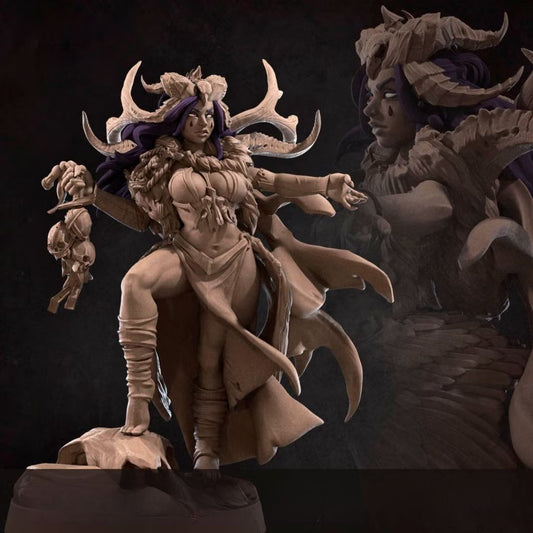 Town Crew - Circe the Black Scavanger
